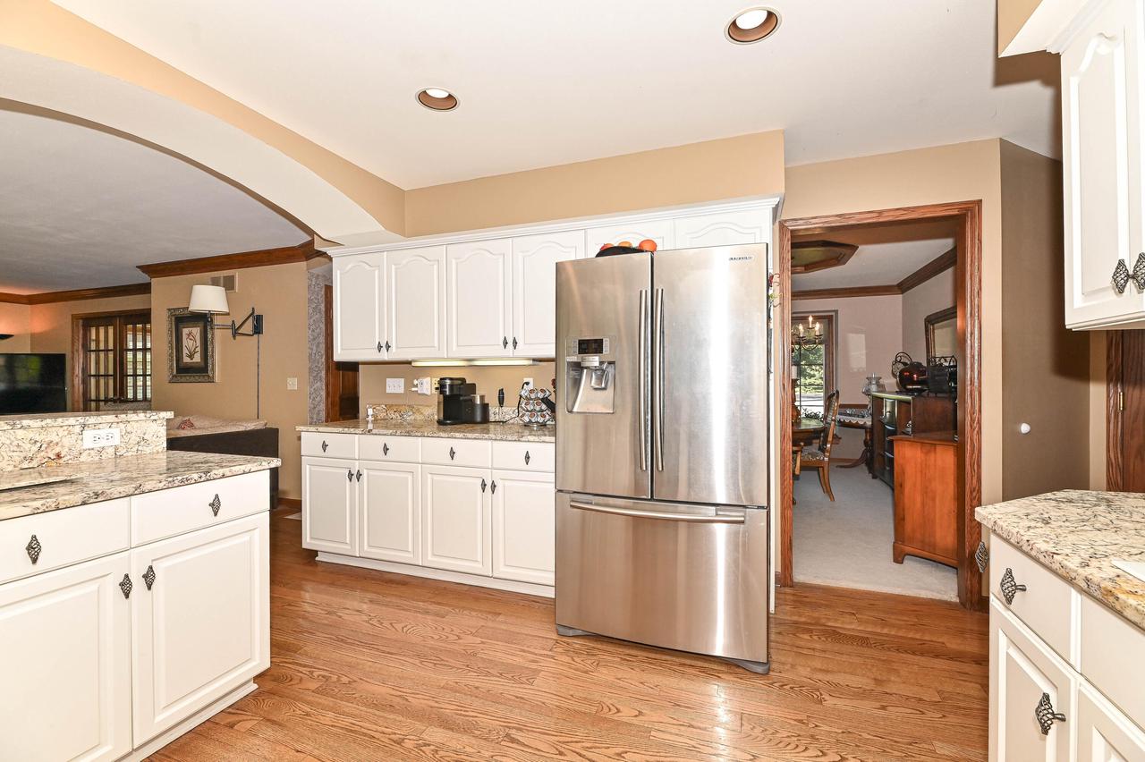 4014 West Abbott AVENUE