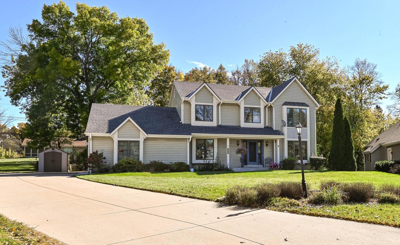 4014 West Abbott AVENUE