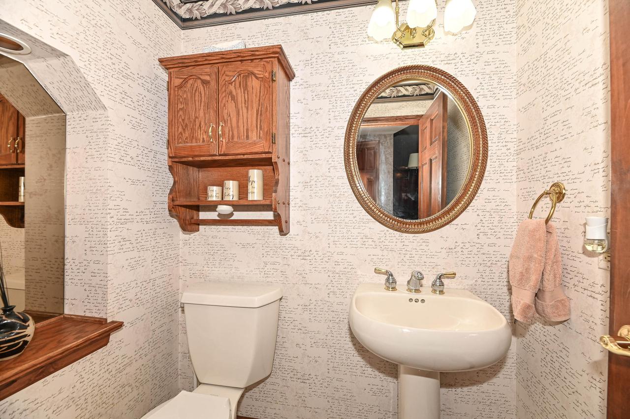 4014 West Abbott AVENUE