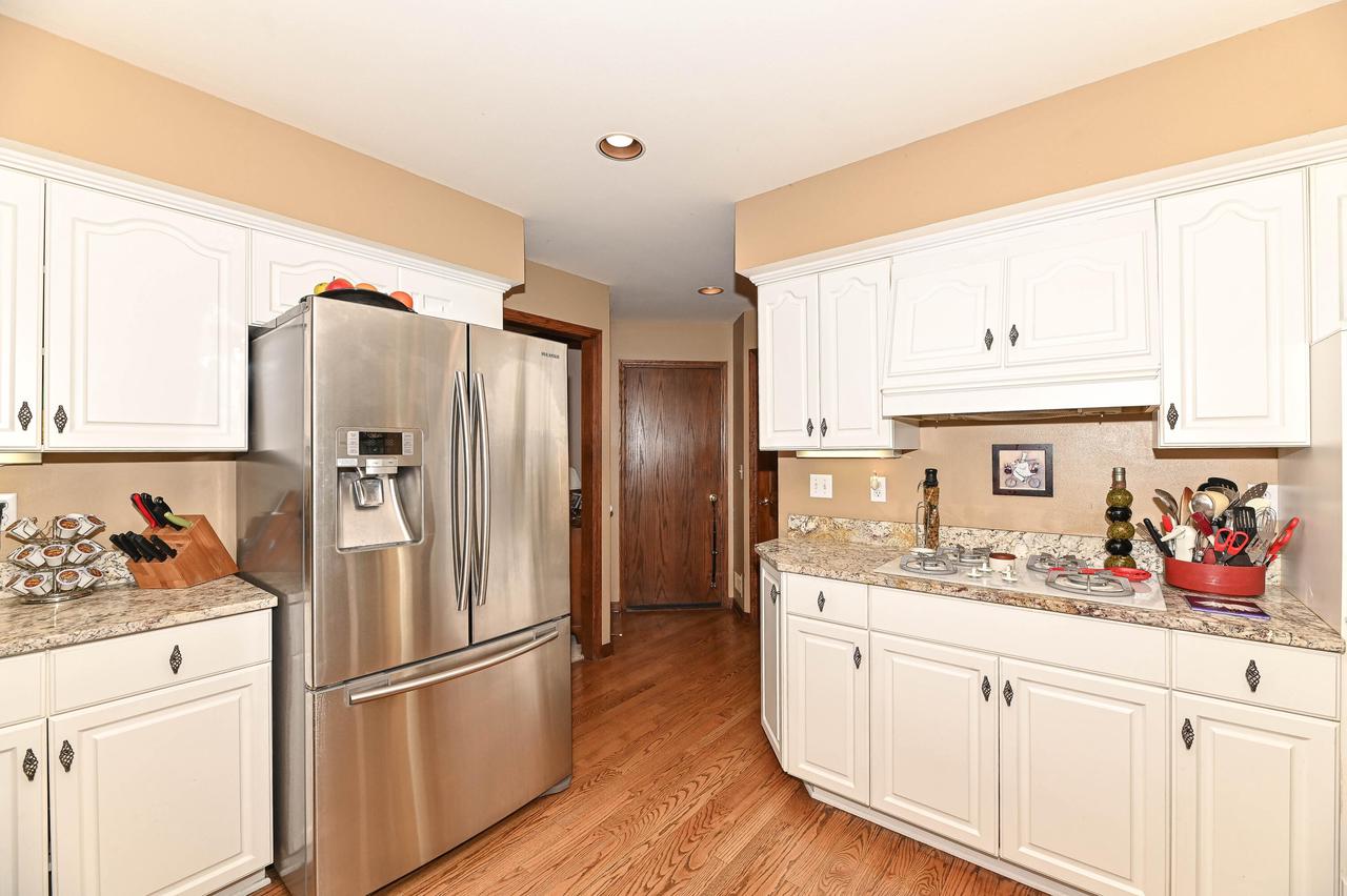 4014 West Abbott AVENUE