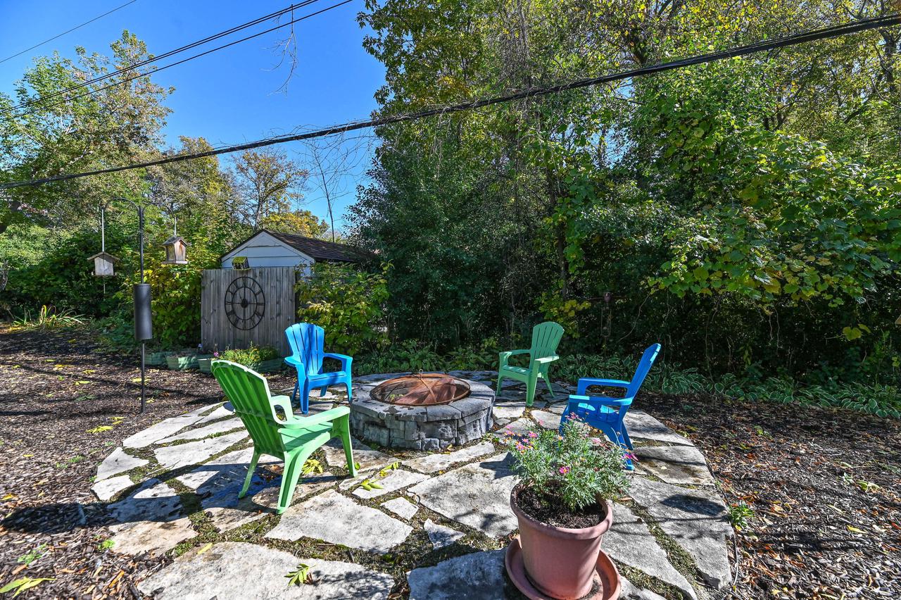 4014 West Abbott AVENUE