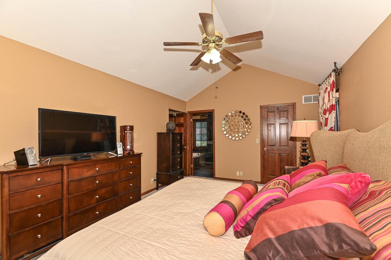 4014 West Abbott AVENUE