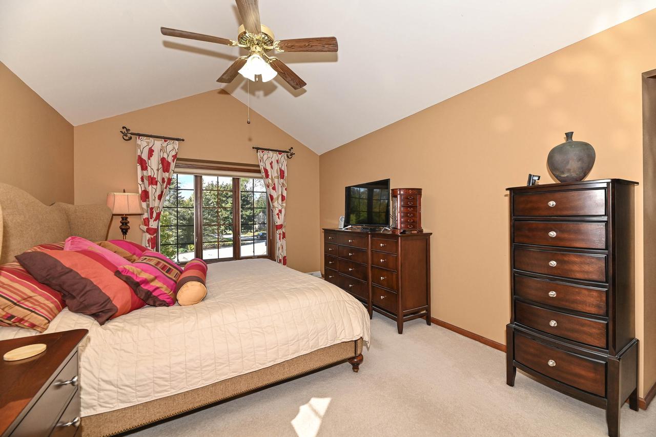 4014 West Abbott AVENUE