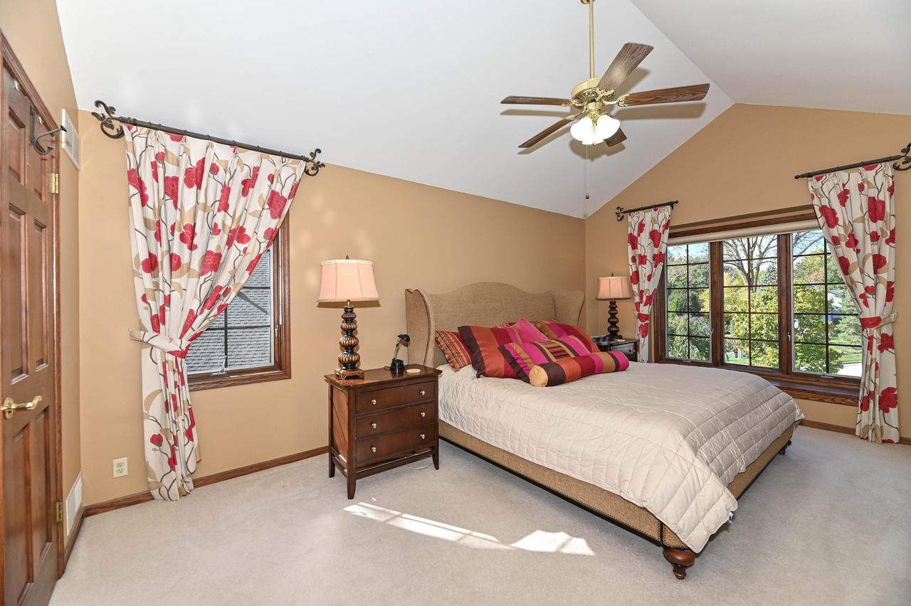 4014 West Abbott AVENUE