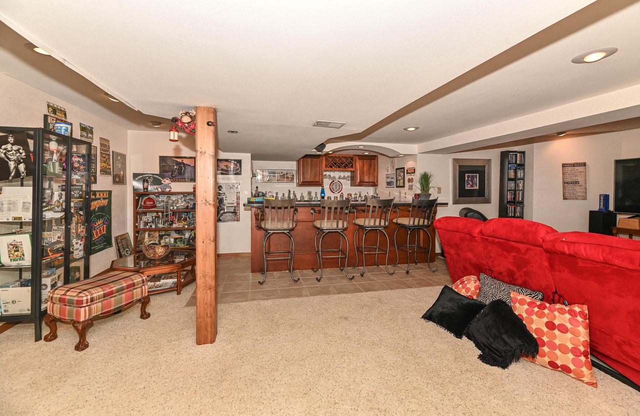 4014 West Abbott AVENUE