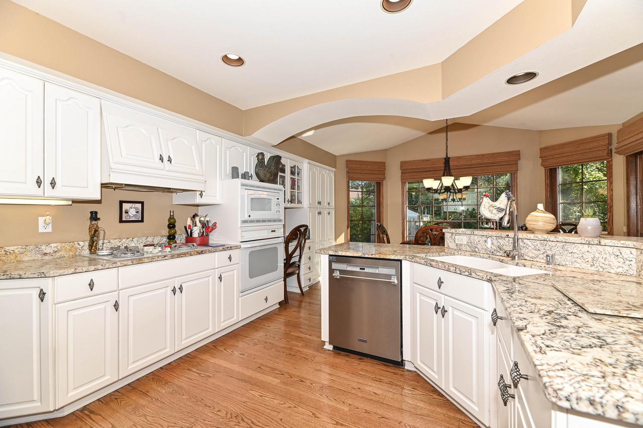 4014 West Abbott AVENUE