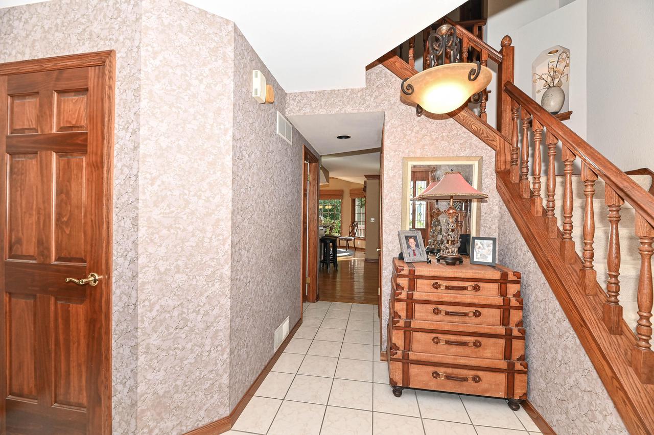 4014 West Abbott AVENUE