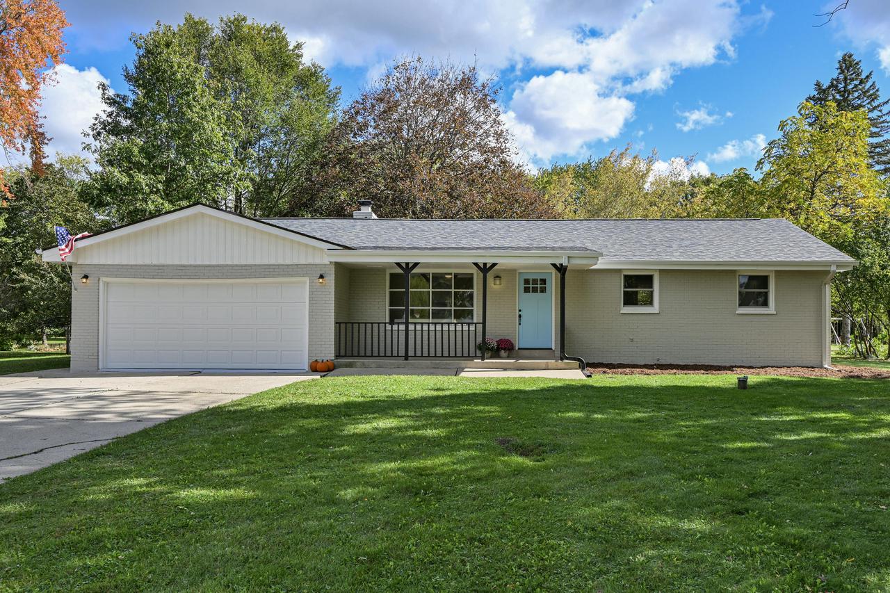 11446 North Glenwood DRIVE