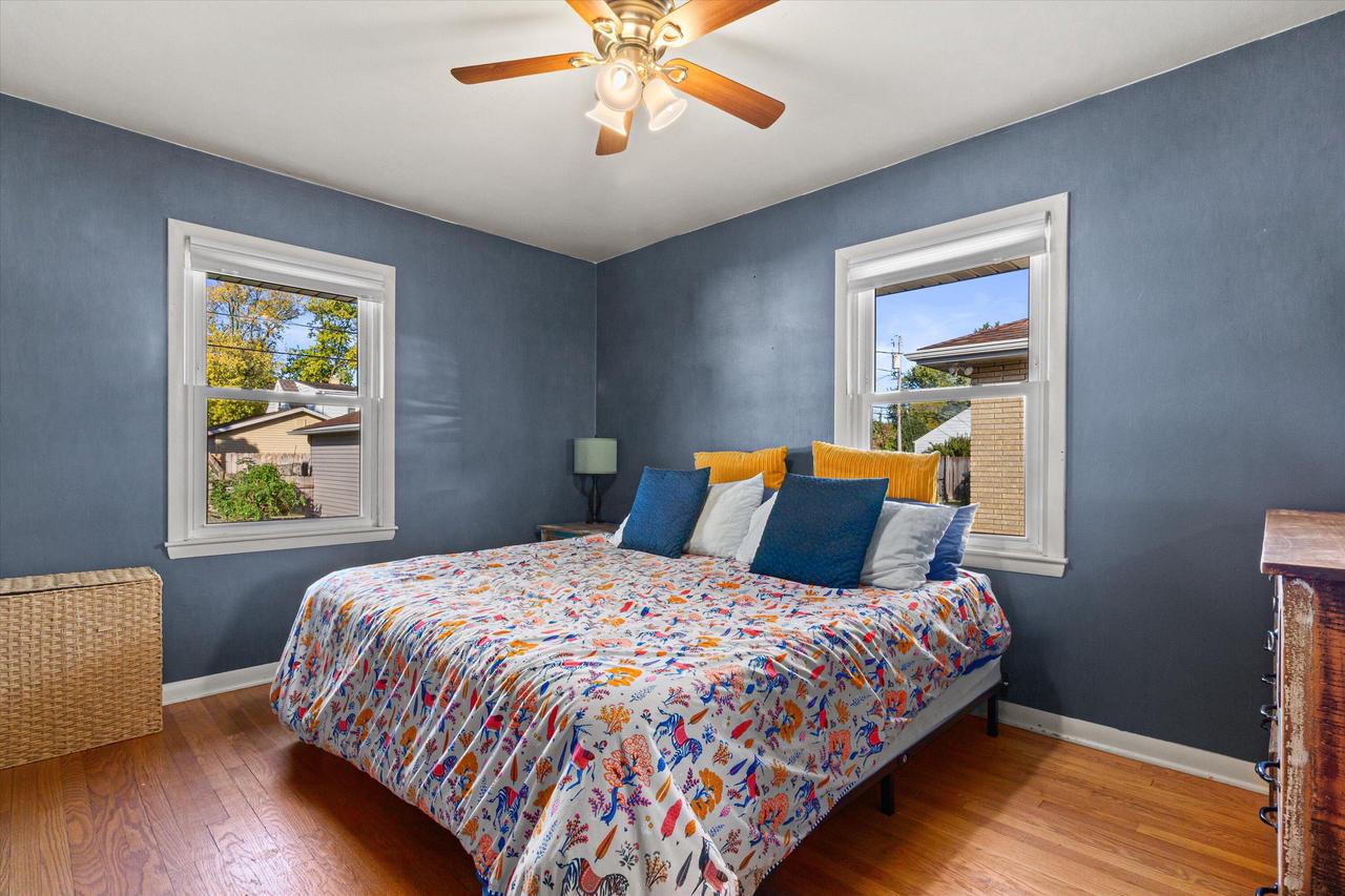 5423 North Lydell AVENUE