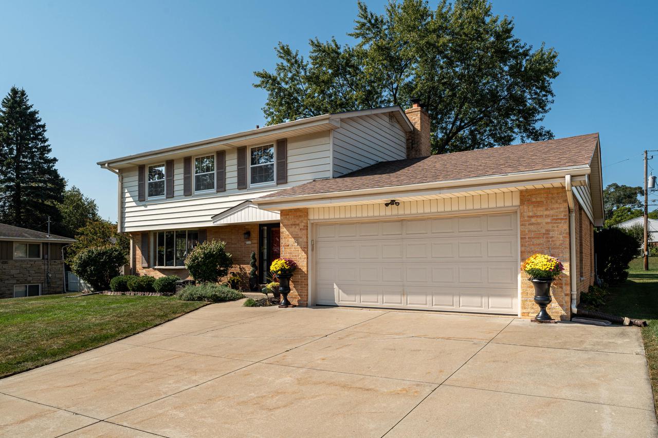 3315 South 121st STREET