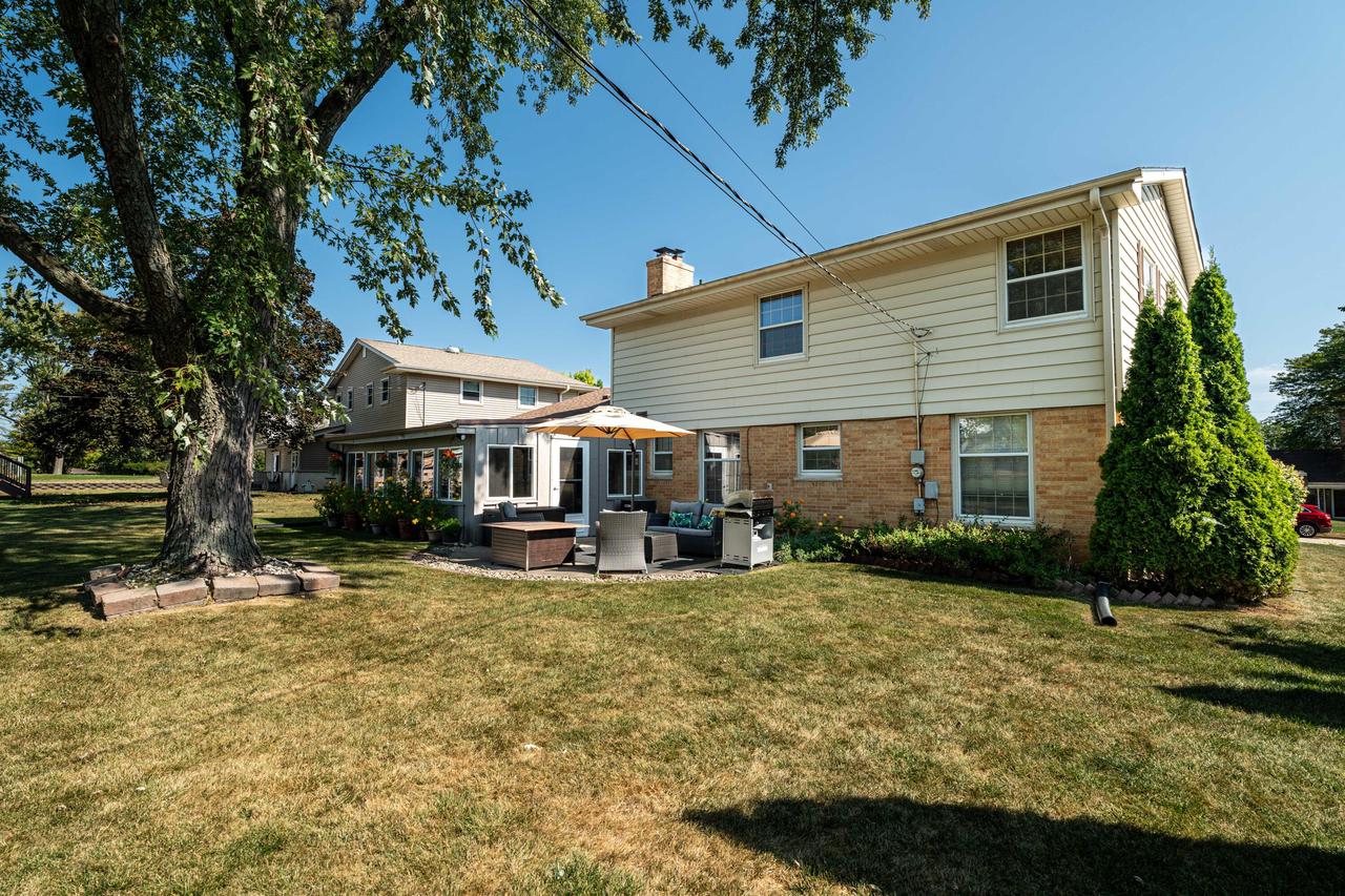 3315 South 121st STREET