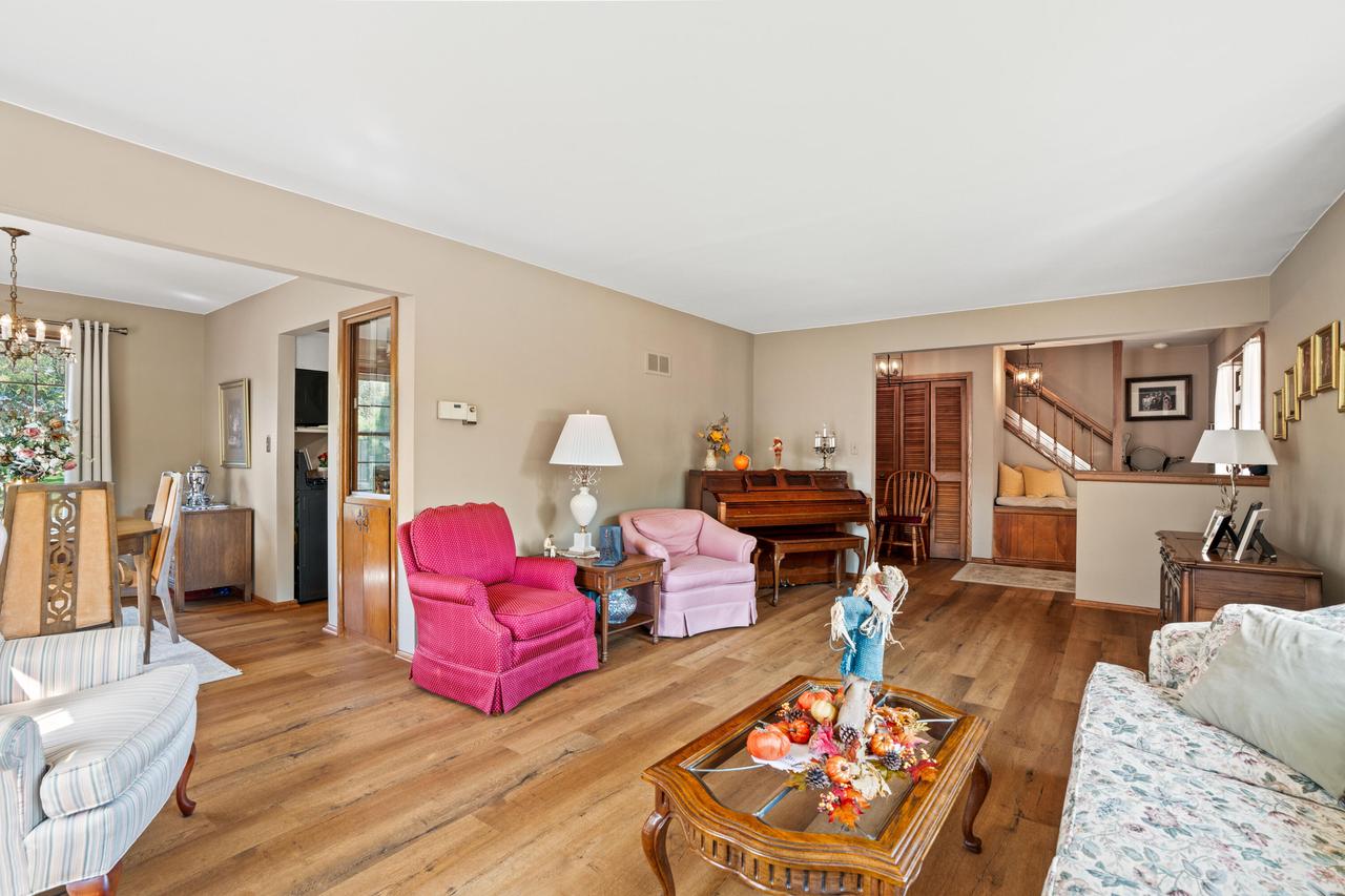 3315 South 121st STREET