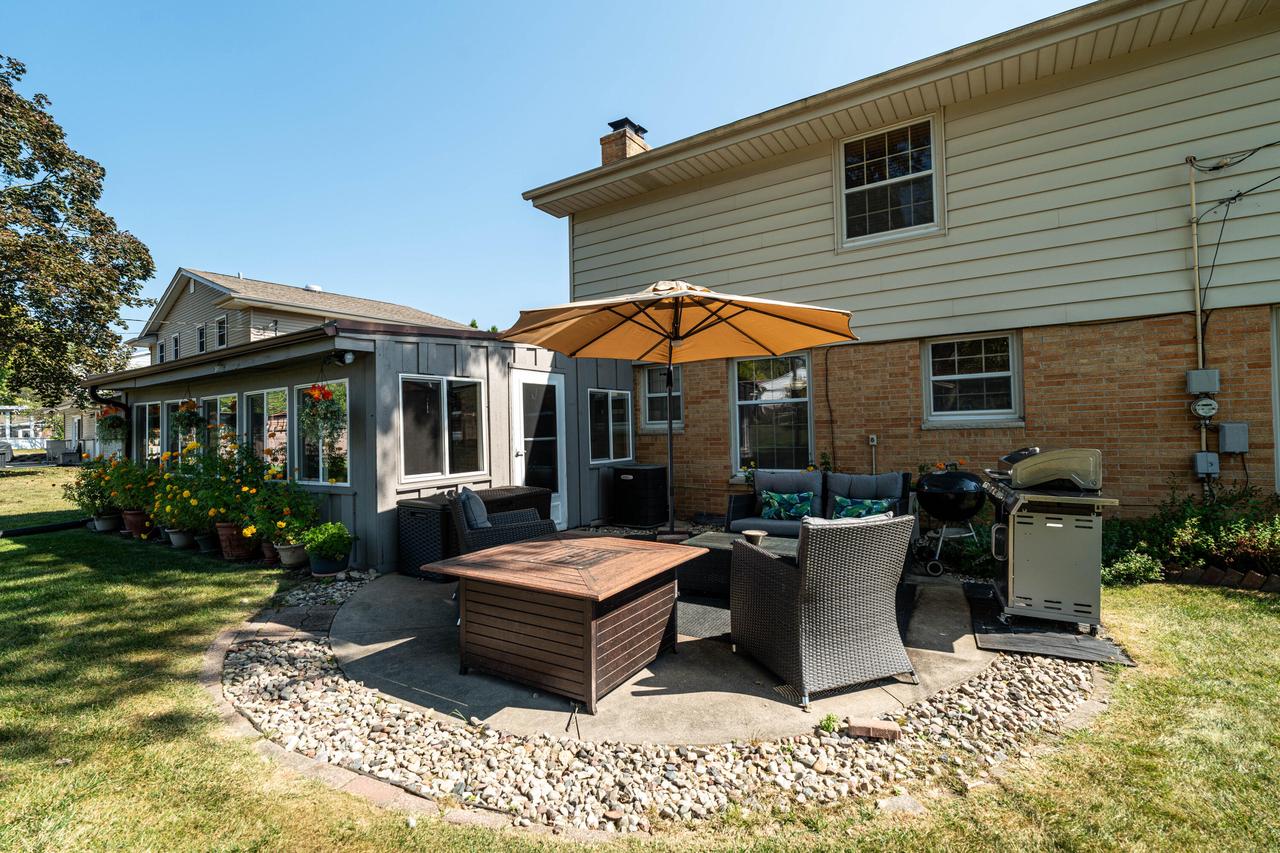 3315 South 121st STREET