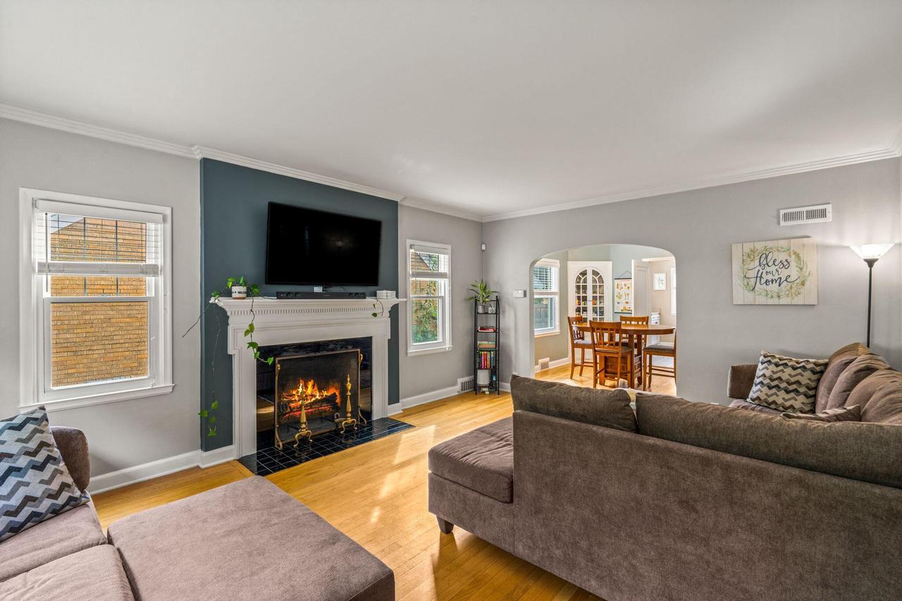 2909 North 68th STREET