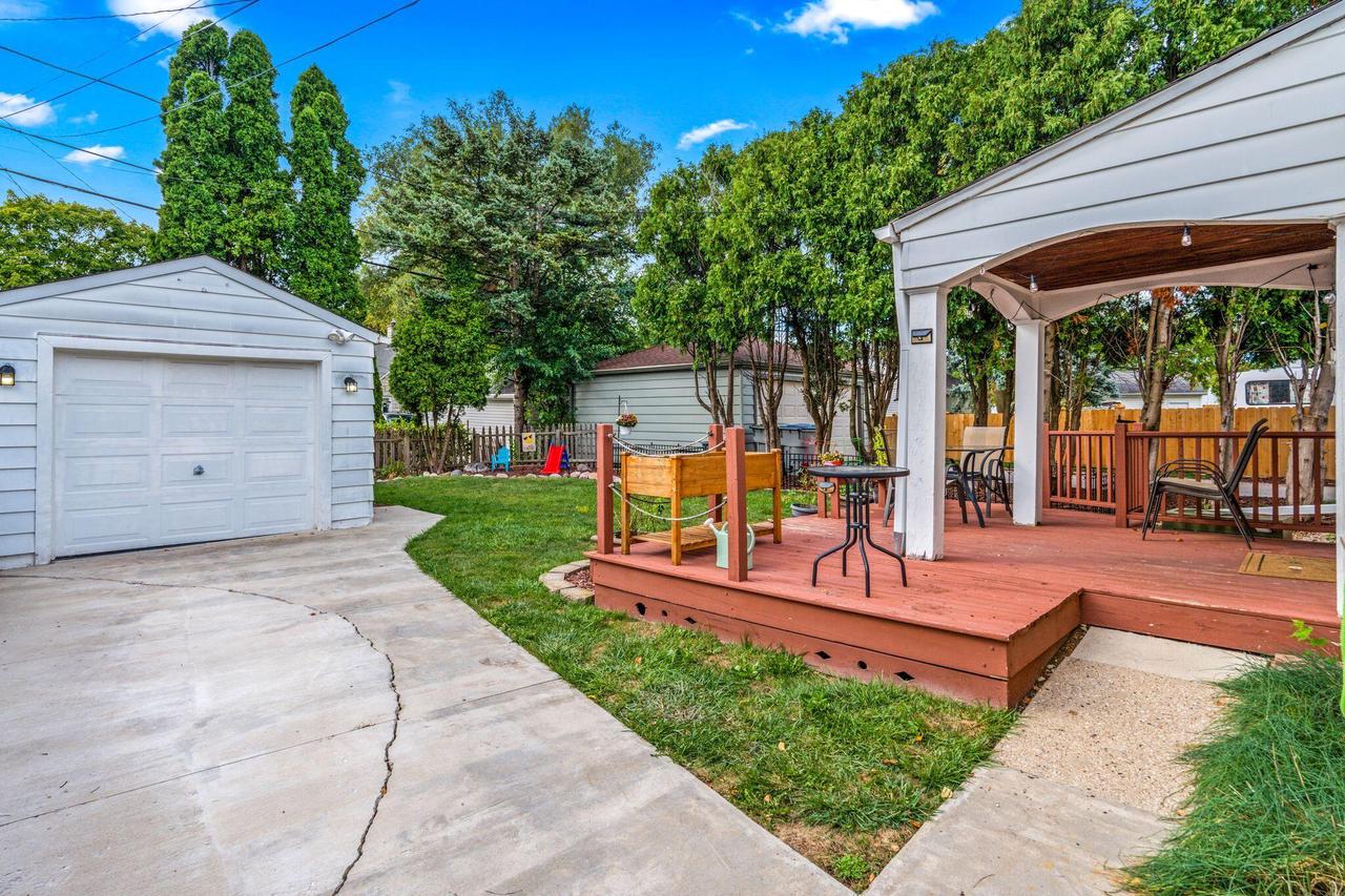 2909 North 68th STREET