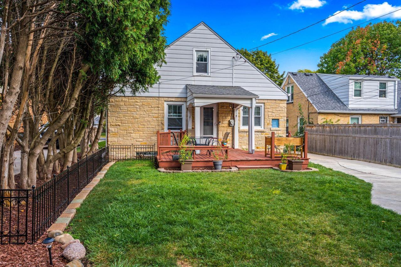 2909 North 68th STREET