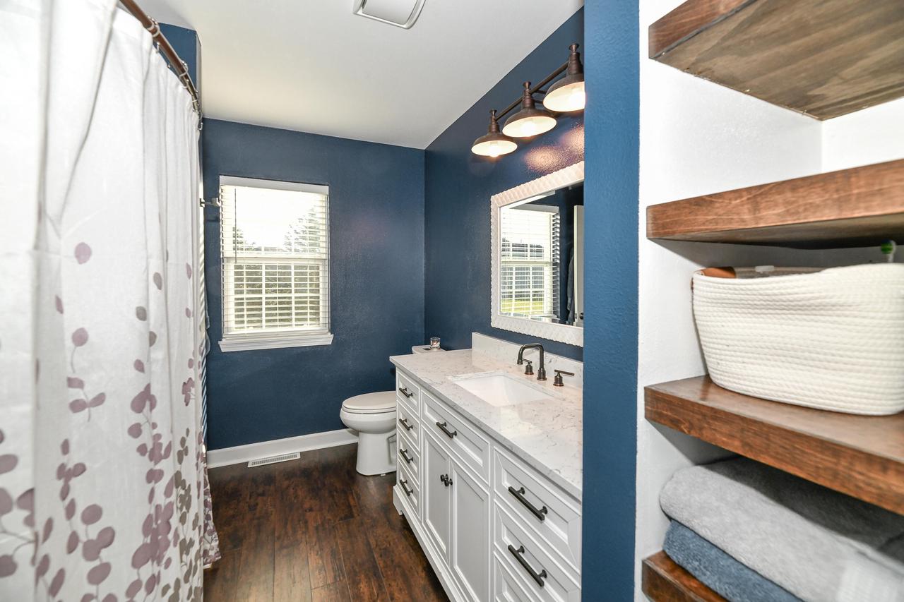 3615 Applewood DRIVE