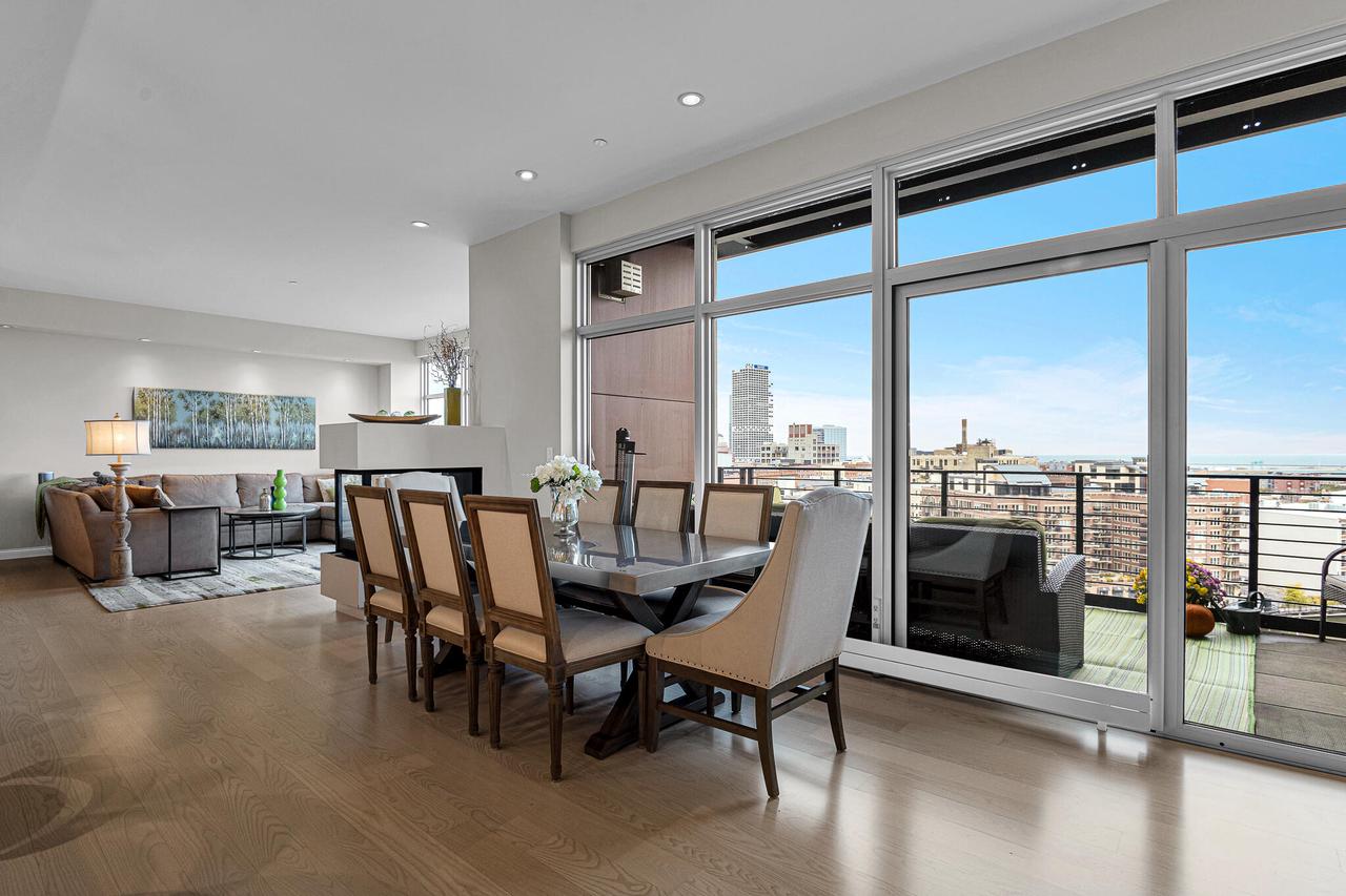 106 West Seeboth STREET 1004