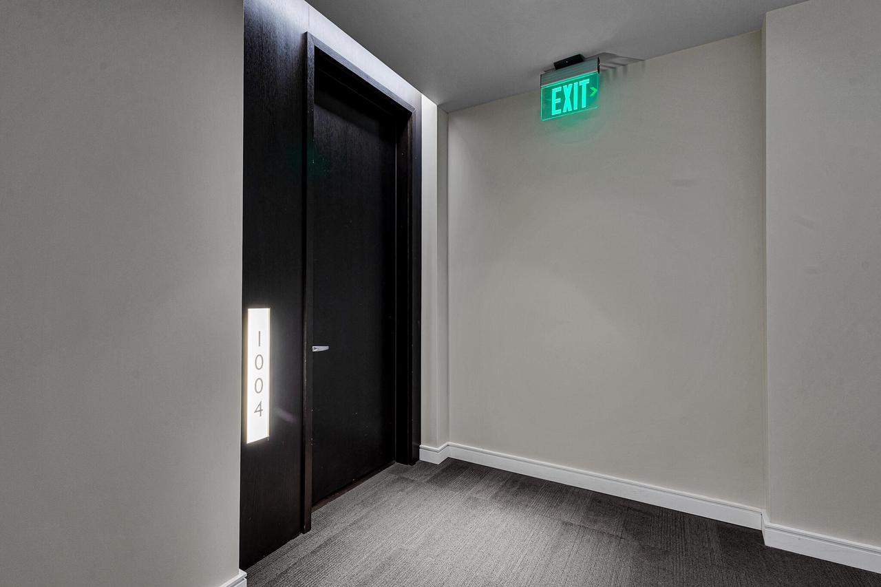 106 West Seeboth STREET 1004