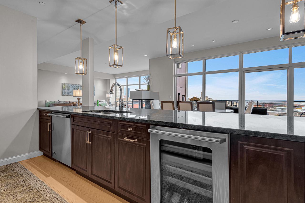 106 West Seeboth STREET 1004