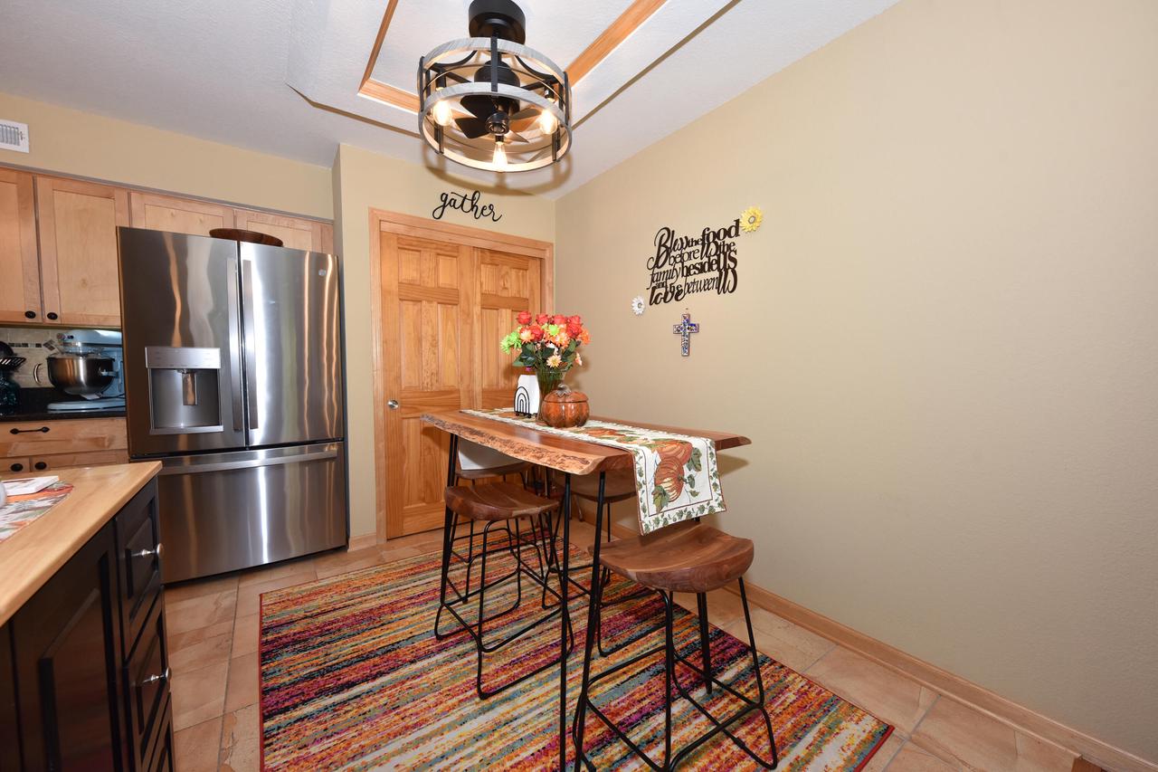 W397N5972 Autumn Woods DRIVE