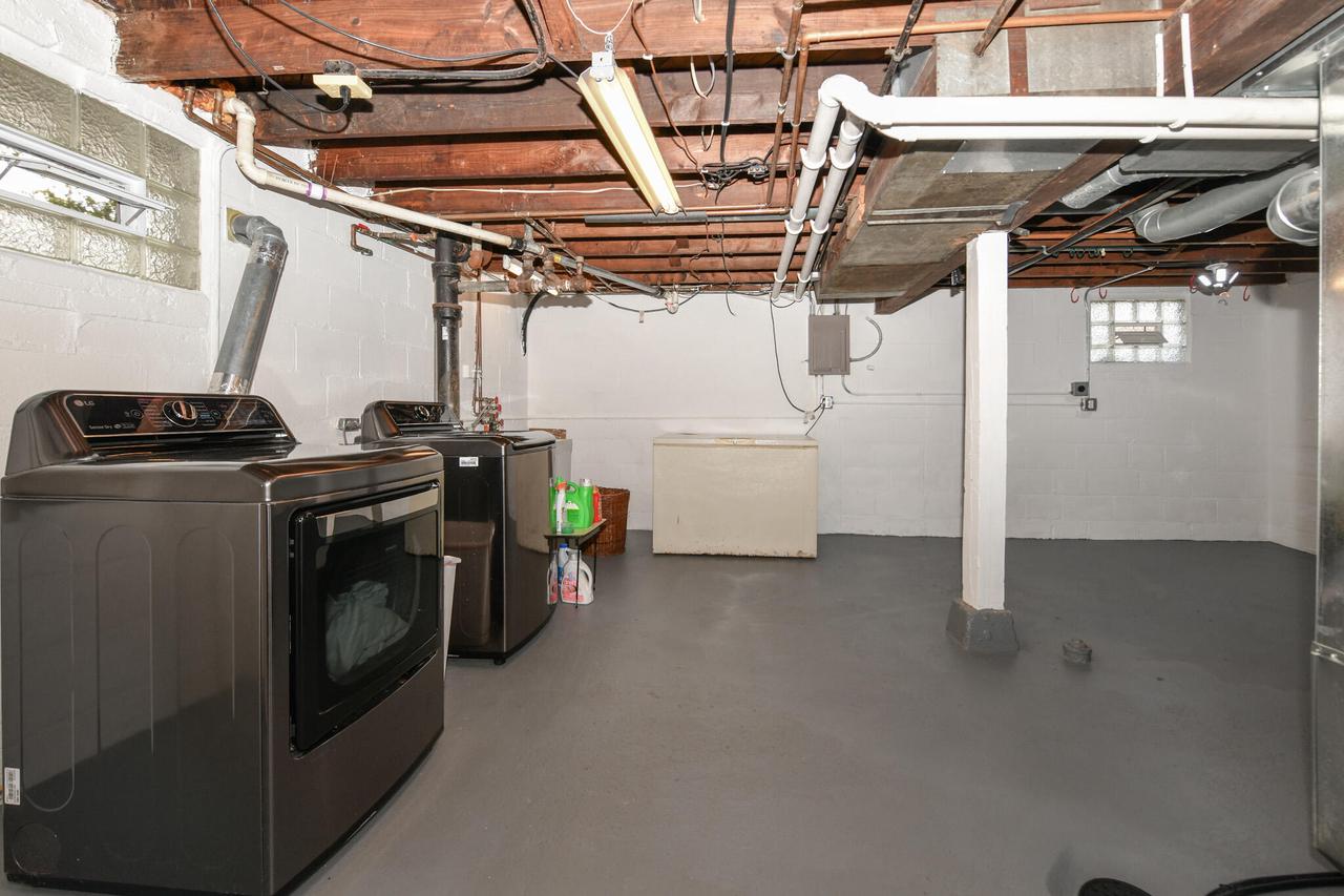 2461 South 95th STREET