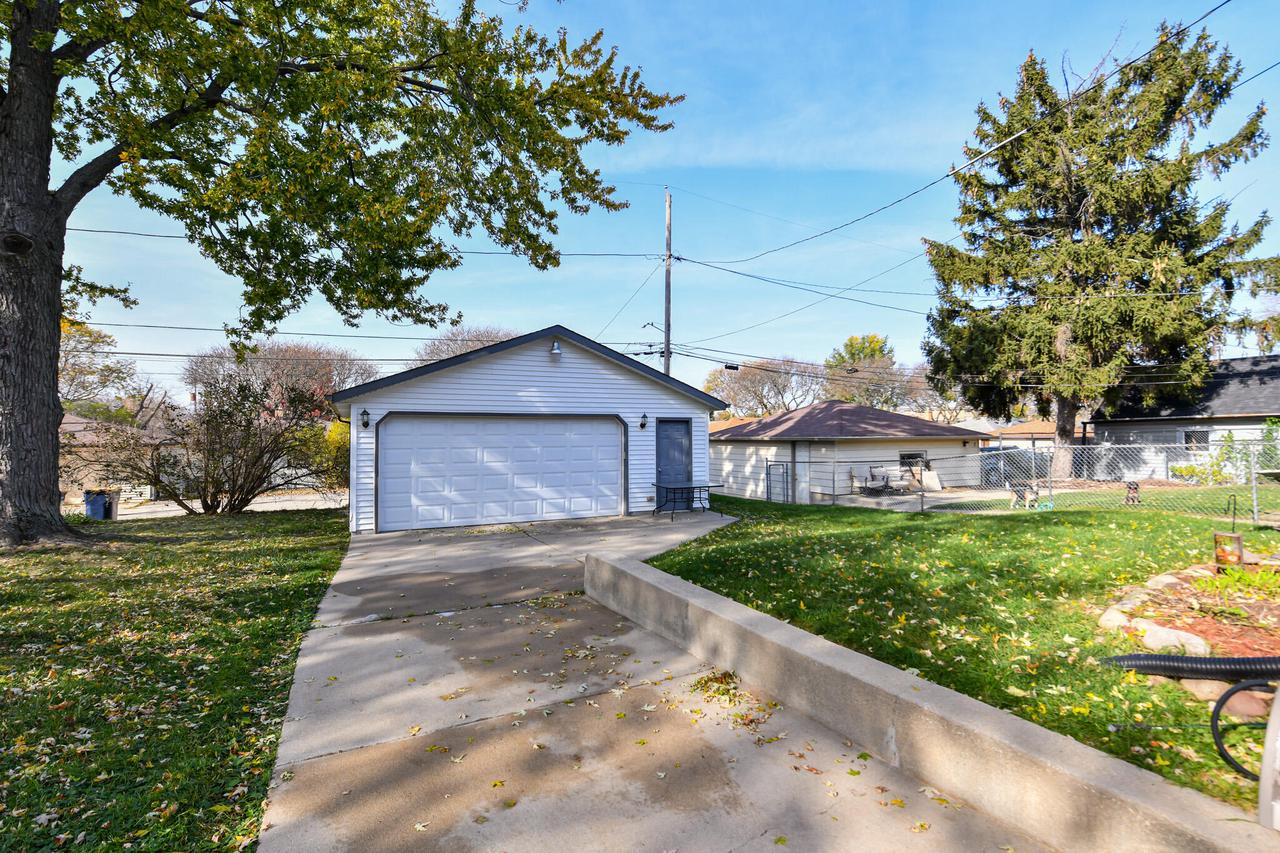 2461 South 95th STREET