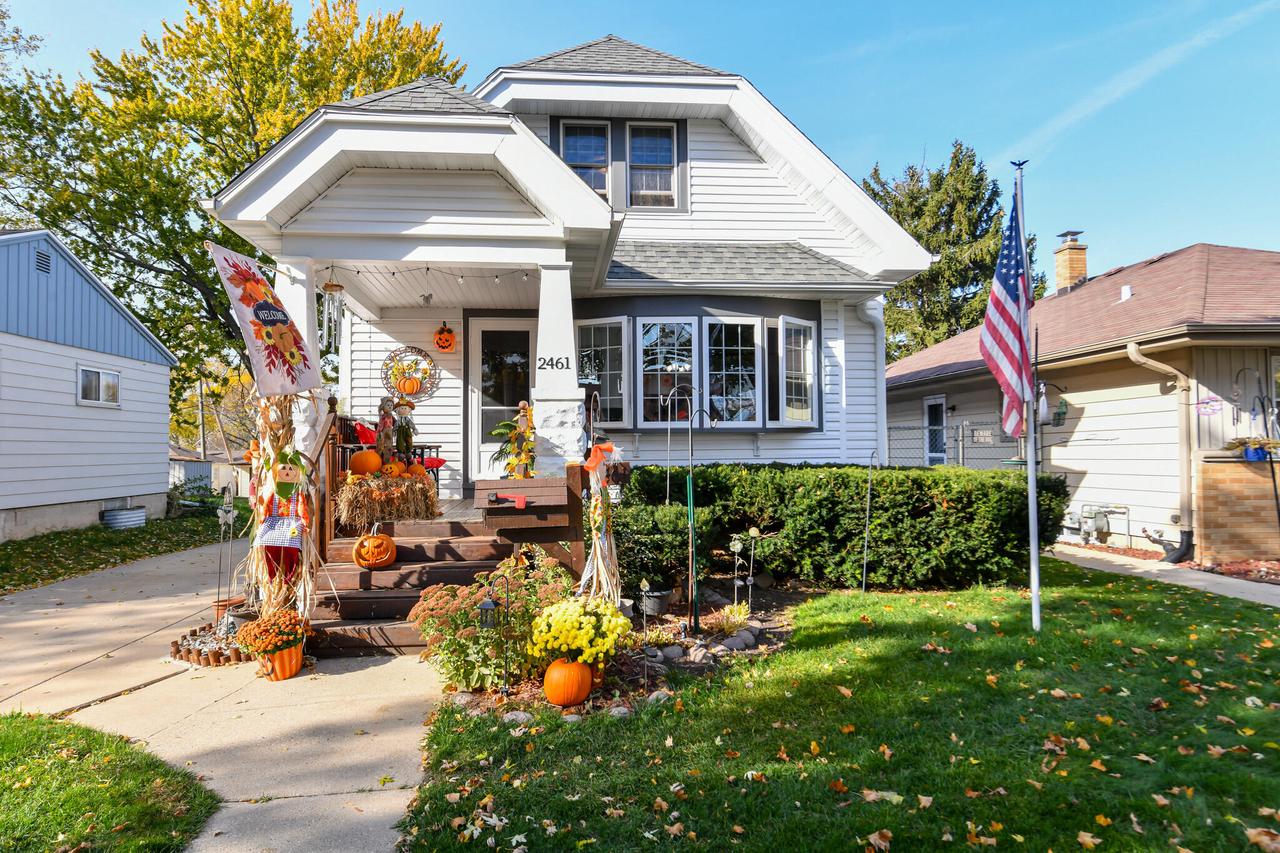 2461 South 95th STREET