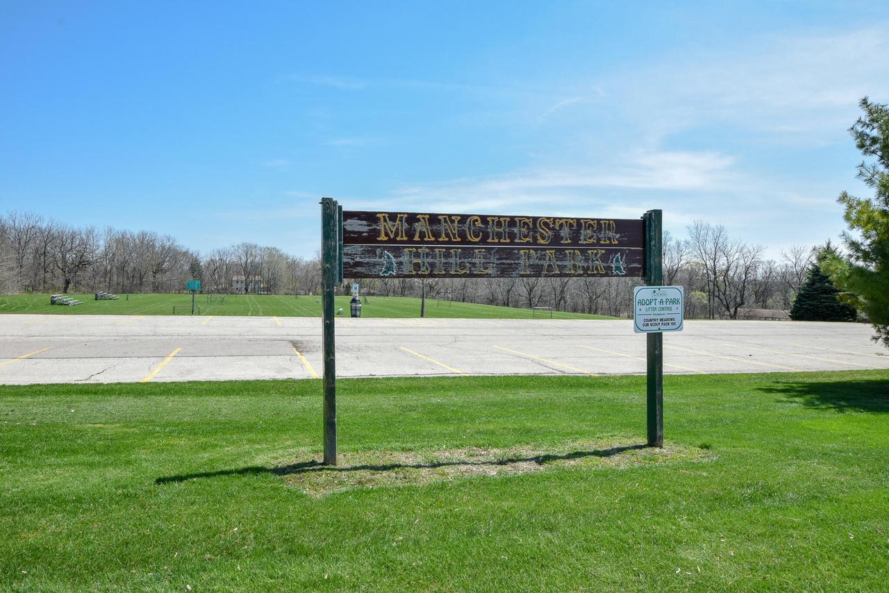 W170S7579 Gregory DRIVE H