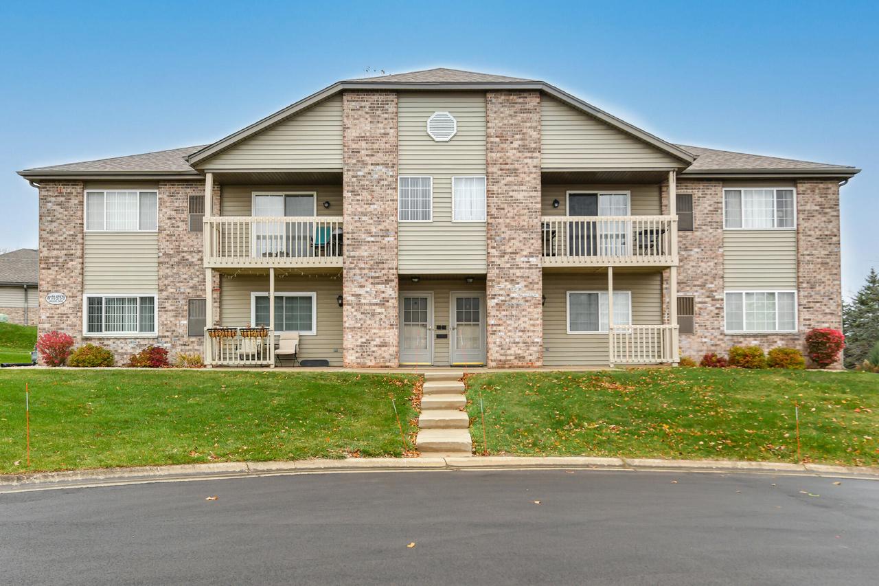 W170S7579 Gregory DRIVE H