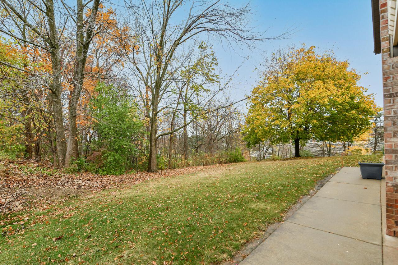 W170S7579 Gregory DRIVE H