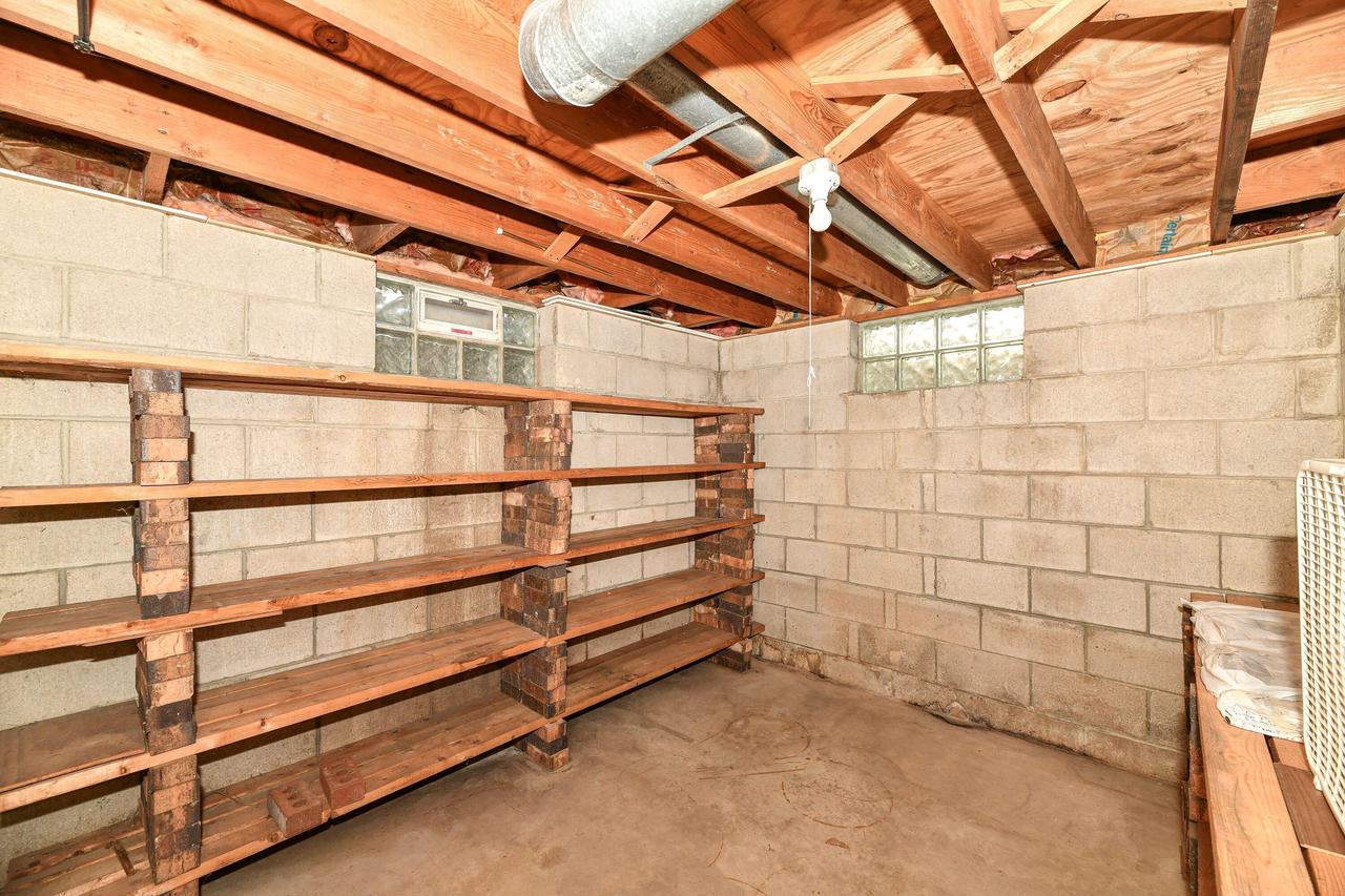 6921 West Chapman AVENUE