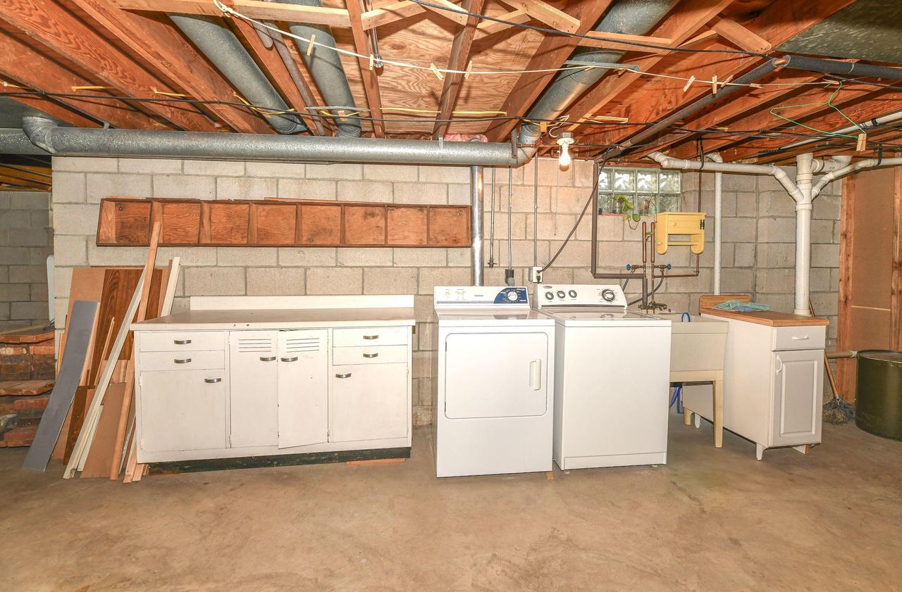 6921 West Chapman AVENUE