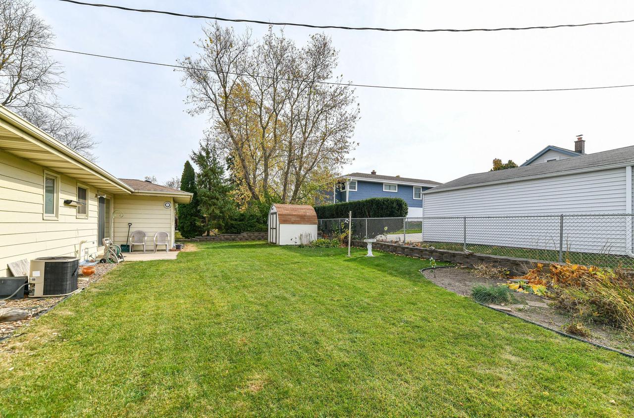 6921 West Chapman AVENUE