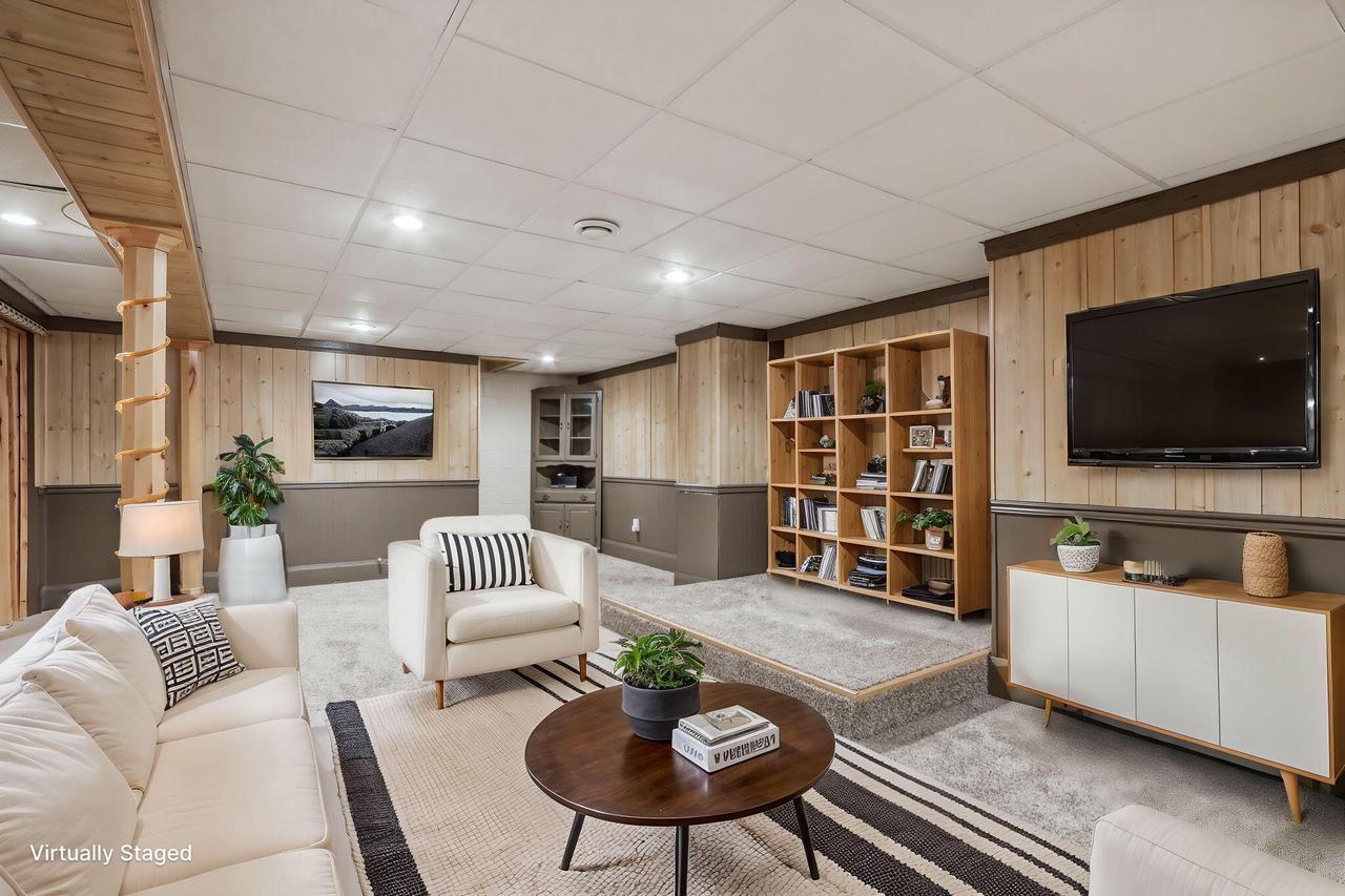 8462 South Verdev DRIVE