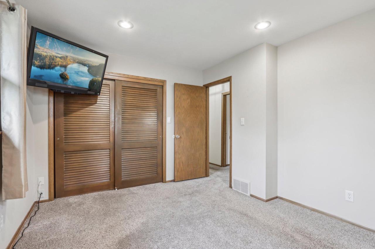 8462 South Verdev DRIVE