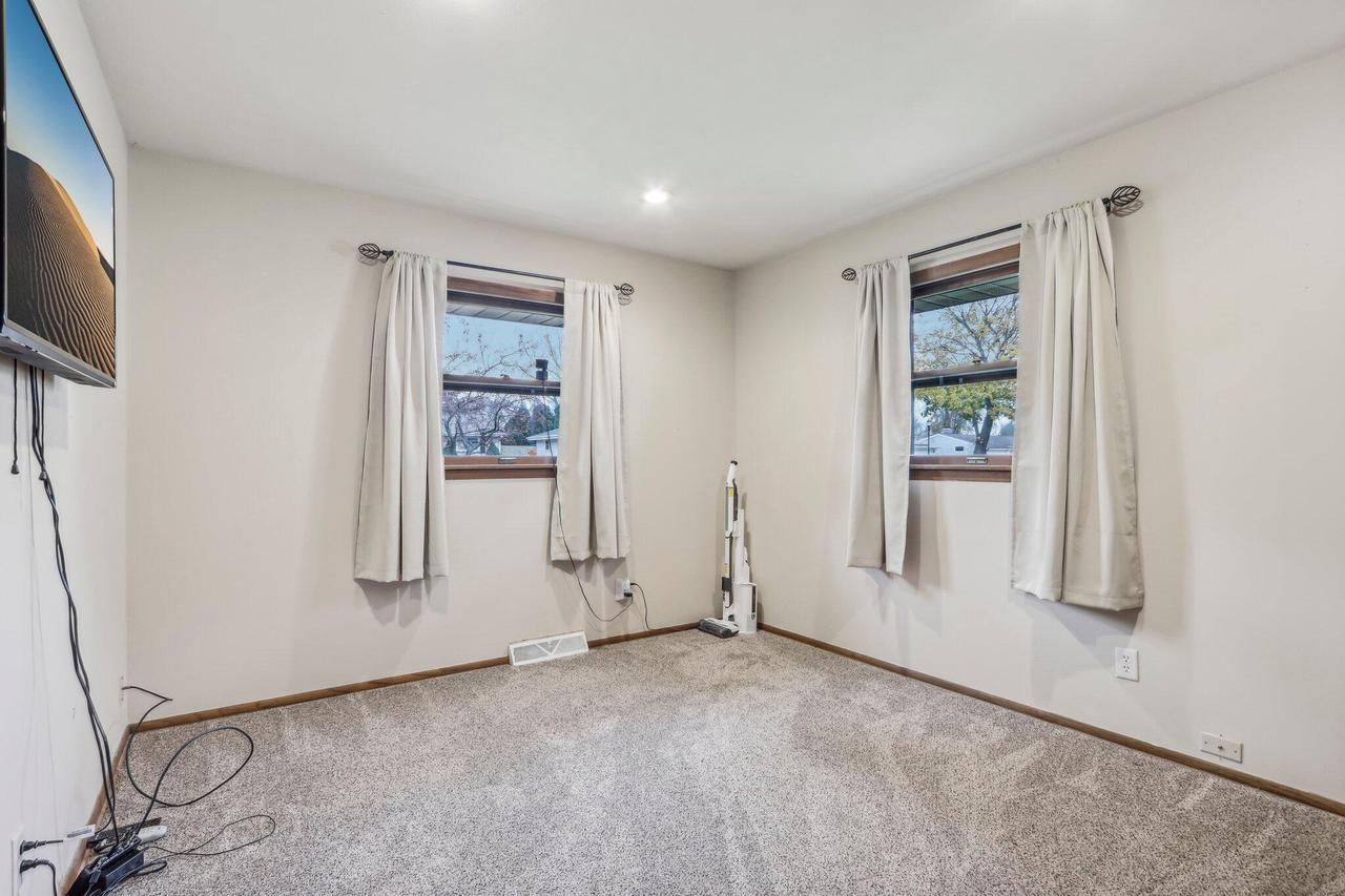 8462 South Verdev DRIVE