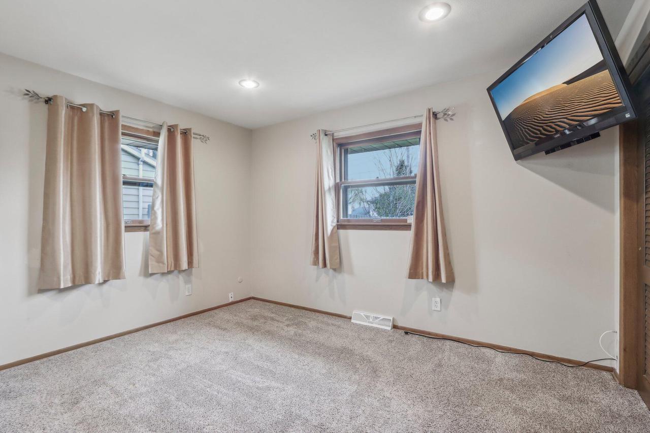 8462 South Verdev DRIVE