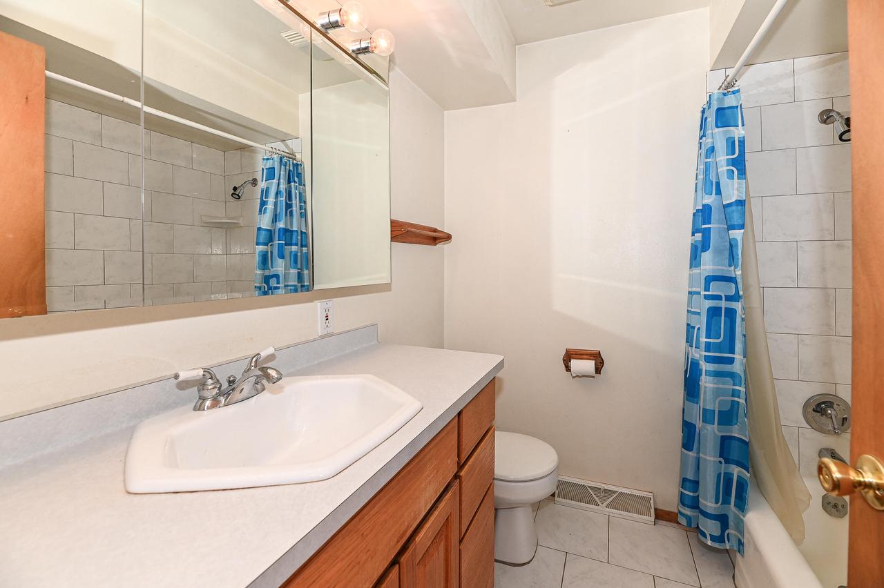 8646 West Ohio AVENUE