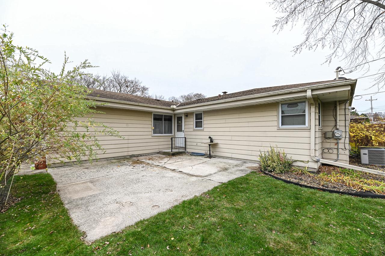 8646 West Ohio AVENUE