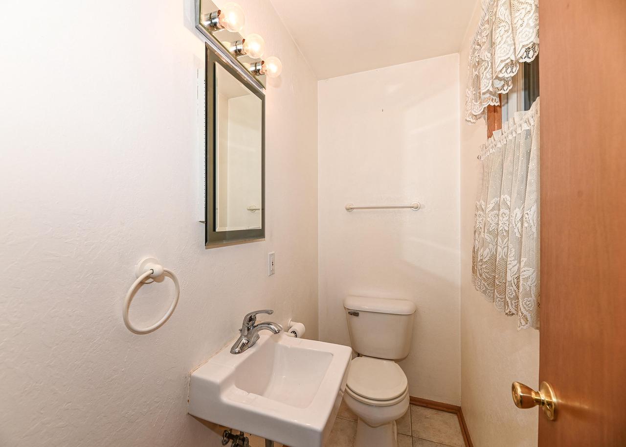 8646 West Ohio AVENUE