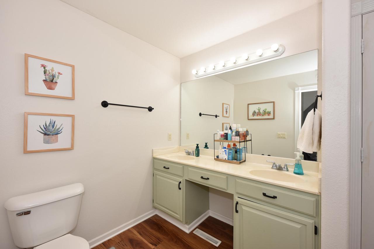 380 Terrace DRIVE WEST West