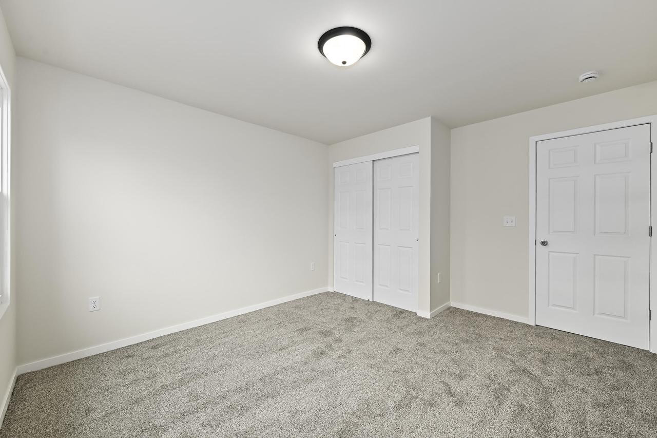 125 South Oakwood BOULEVARD