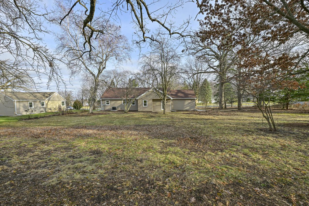 125 South Oakwood BOULEVARD