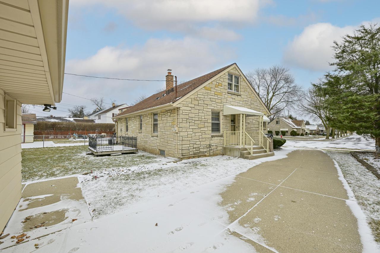 3231 South 38 STREET