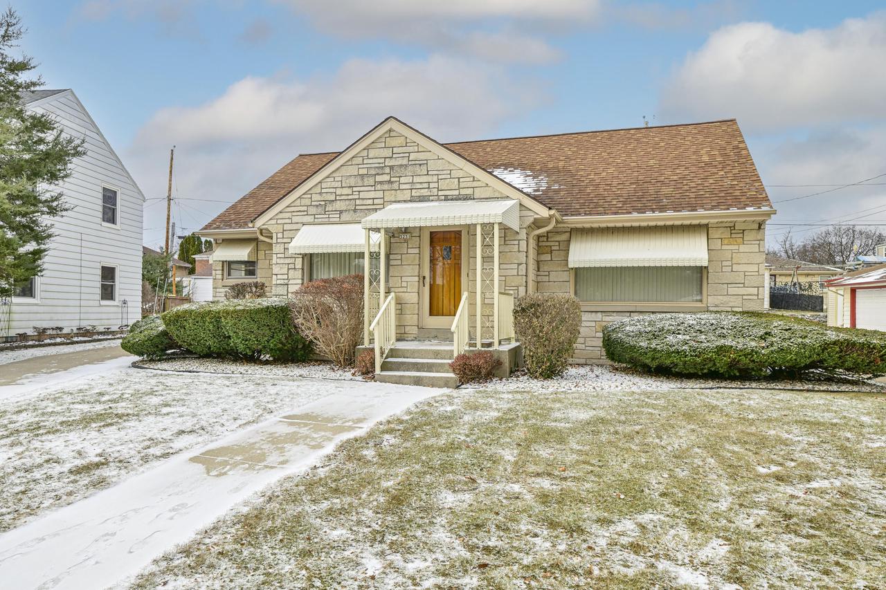 3231 South 38 STREET