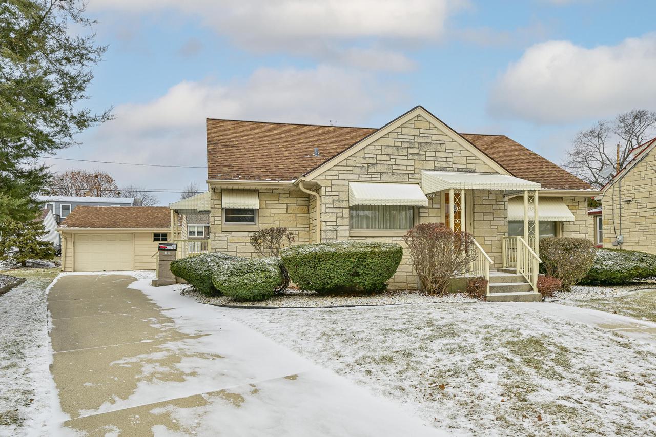 3231 South 38 STREET