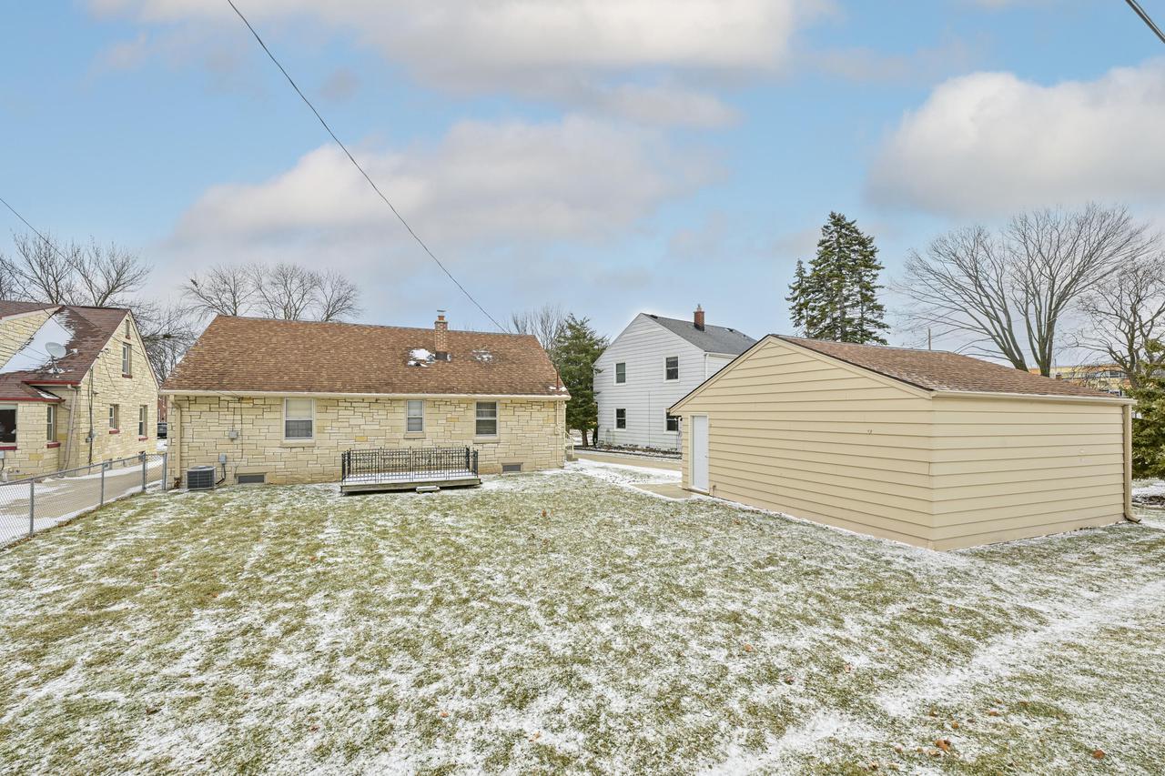 3231 South 38 STREET