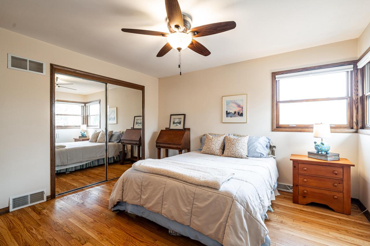 2805 Santa Barbara DRIVE