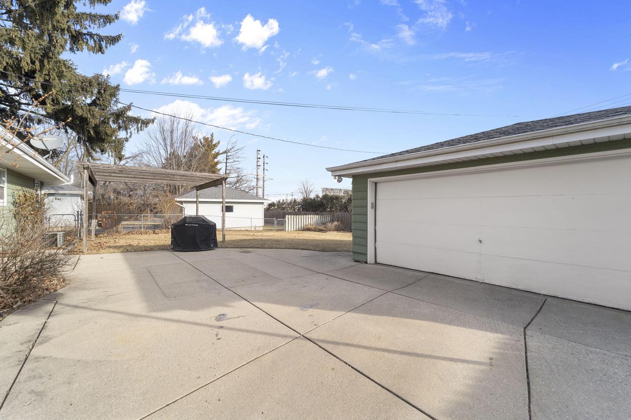 5260 South 110th STREET